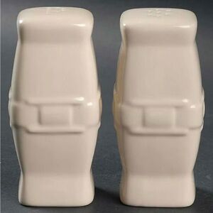 Longaberger Pottery Woven Traditions Ivory Salt & Pepper Square Shaker